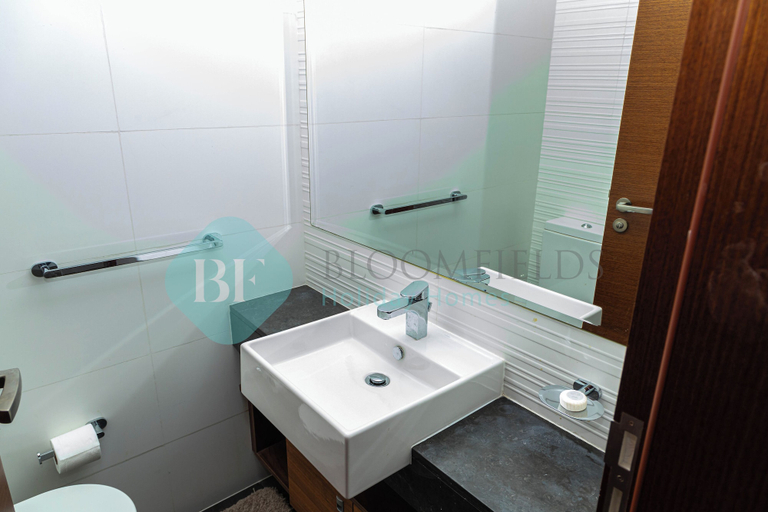 Bathroom, Bloomfields 1BR Sky View at Gate Tower, Abu Dhabi City