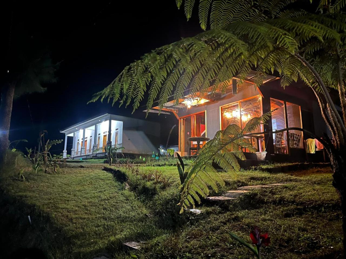 Gangga Guest House Bromo, Probolinggo