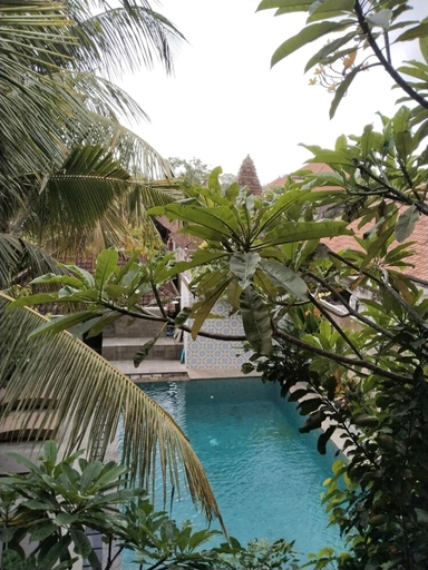 Swimming Pool 12