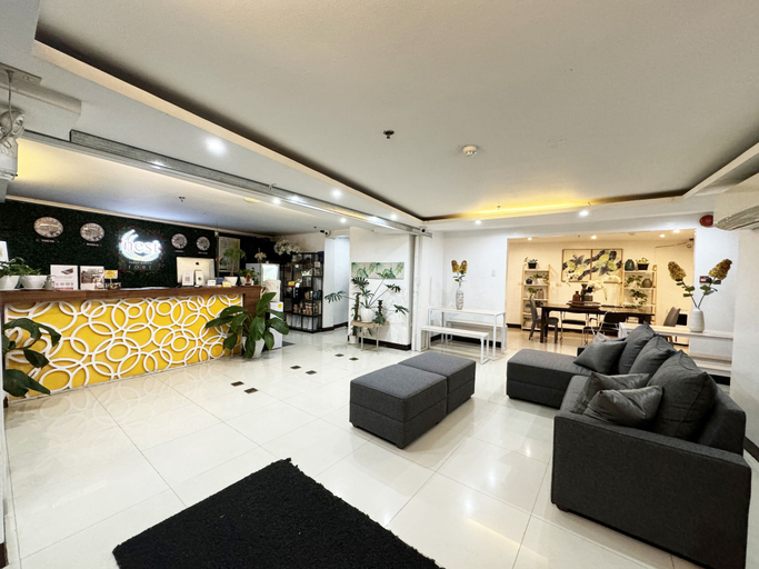 Others 4, NEST FORT BGC, Taguig