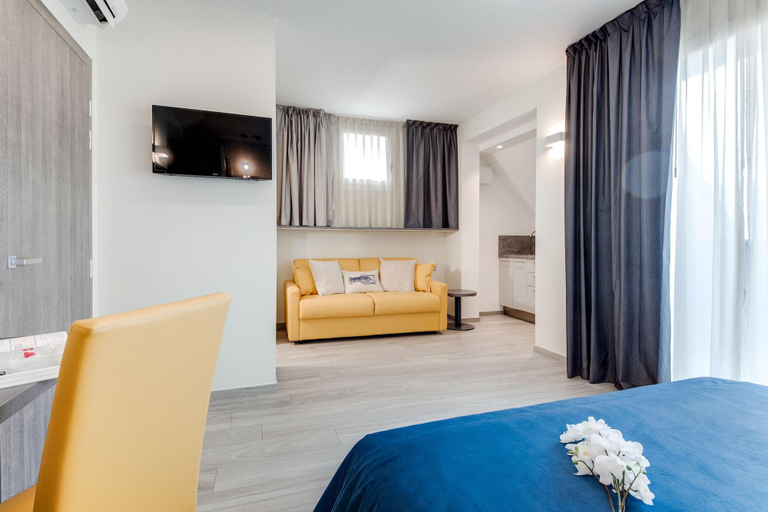 Bedroom 3, Romagna Suite Hotel, Forli' - Cesena
