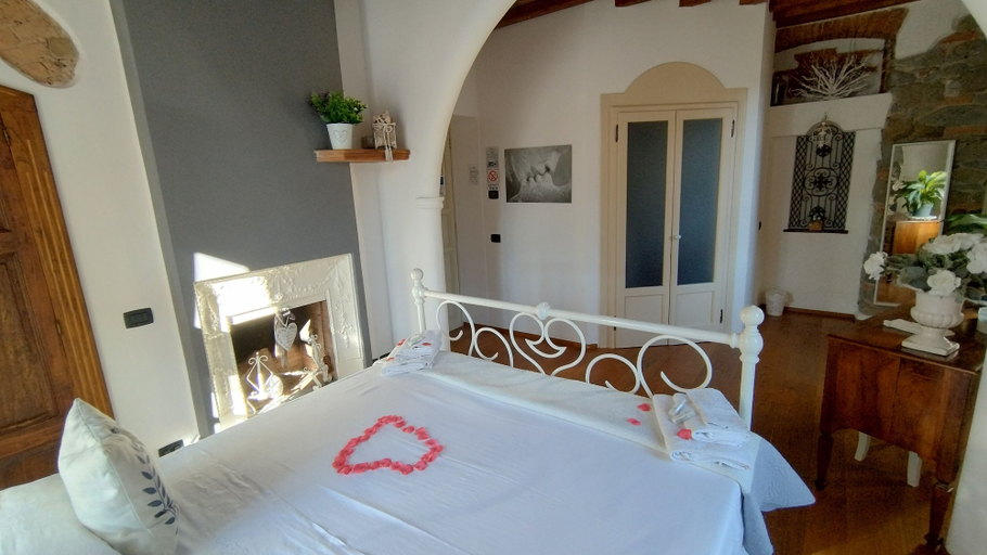 Bedroom 3, jasmine cottage, La Spezia