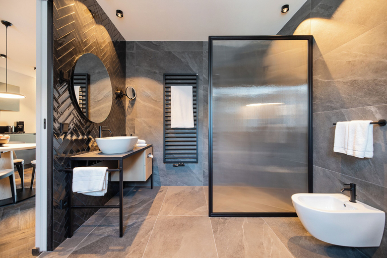 Bathroom 5, Schwarzer Adler - Concept Living, Bolzano