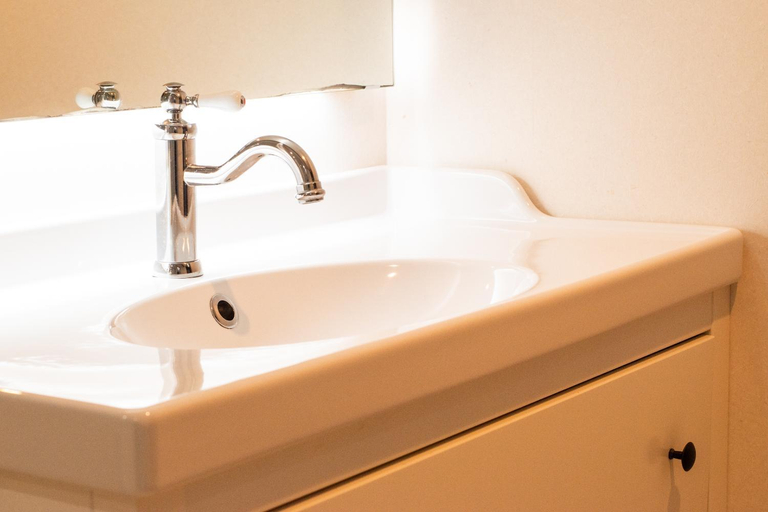 Bathroom 4, Ranjatai Premium, Nara