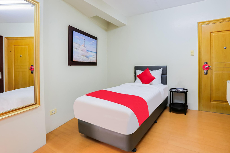 Bedroom 5, Anglo Residences Manila, San Juan