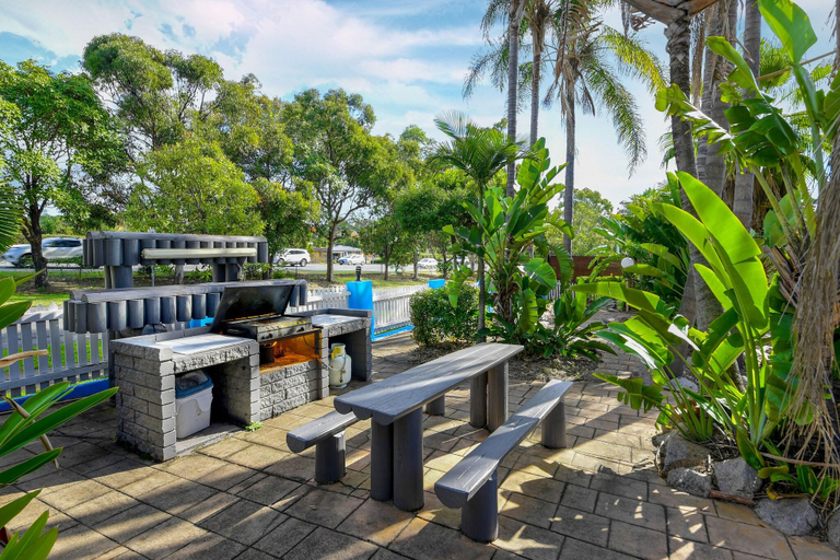 Food & Drinks, Aspley Motor Inn, Aspley