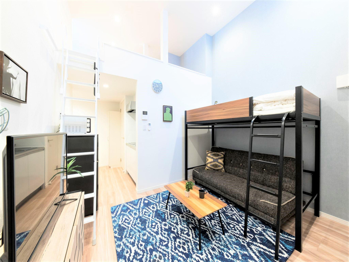 Bedroom, Trip Pod Sumiyoshi C, Fukuoka