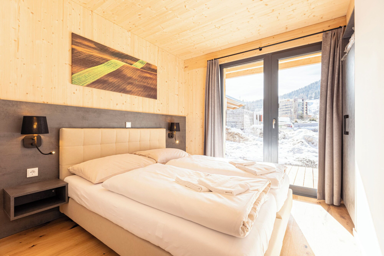 Bedroom 3, Kreischberg Pool Villas & Penthouses by ALPS RESORTS, Murau