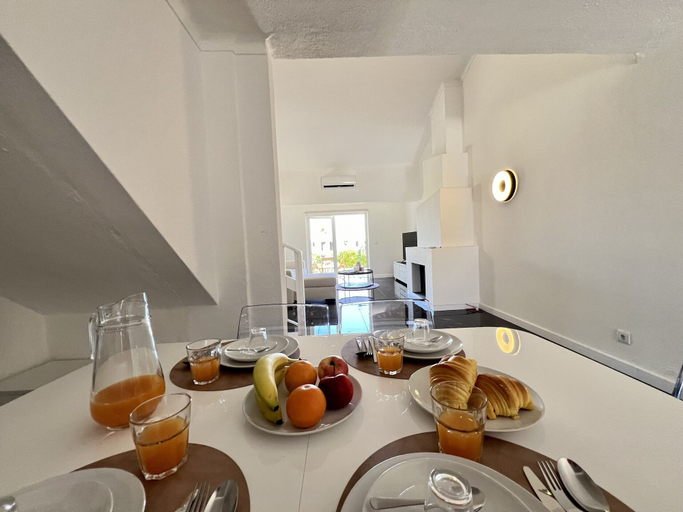 Food & Drinks 5, Albufeira Stylish 3 by Homing, Albufeira