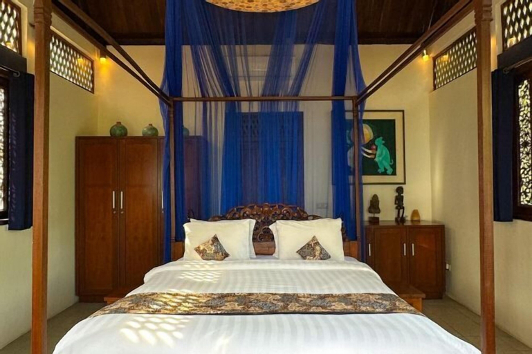 Bedroom 8