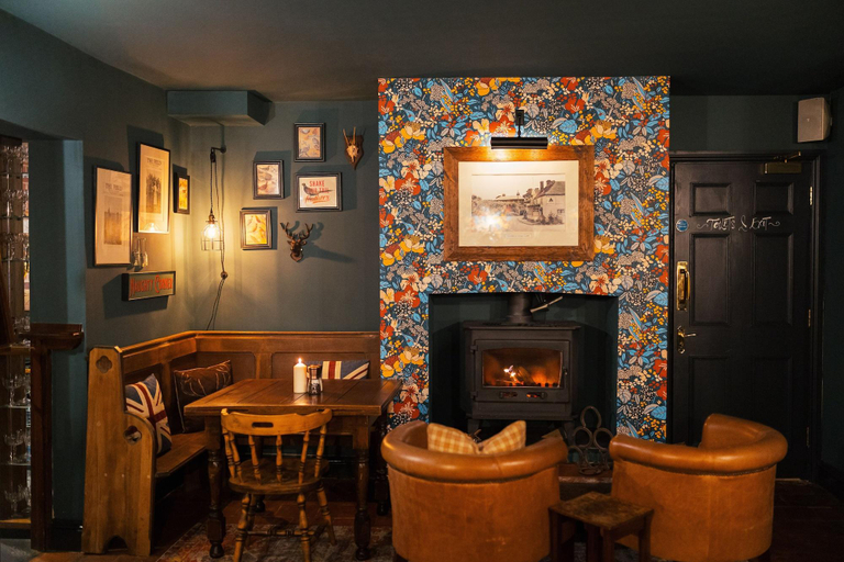 Food & Drinks 5, George And Dragon, Hampshire