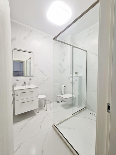 Bathroom, Sole 8 Apartment Wave 5, Navodari