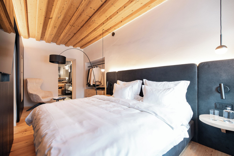 Bedroom 2, Schwarzer Adler - Concept Living, Bolzano
