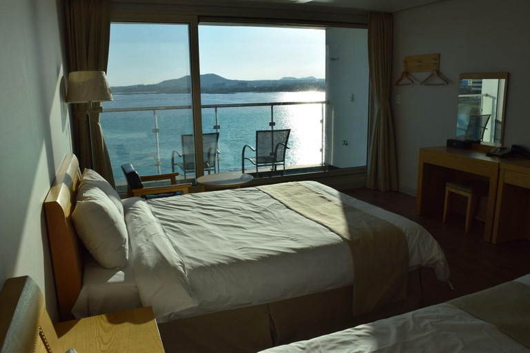 Bedroom 3, Hotel Aroha Jeju, Seogwipo