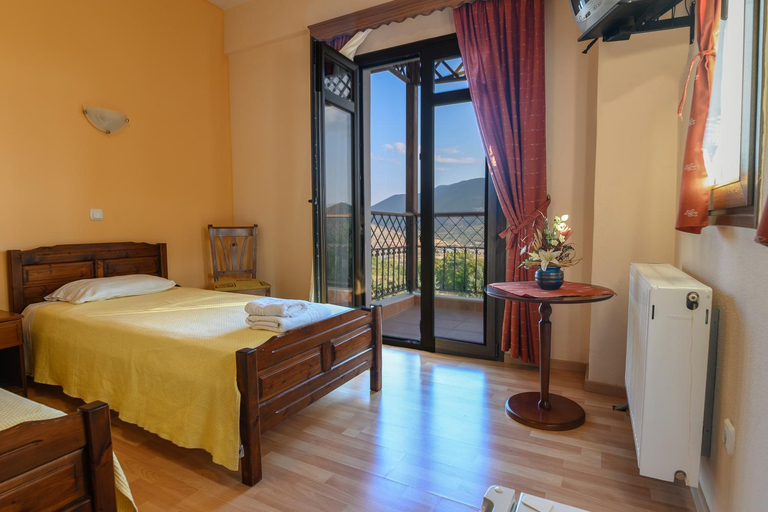 Bedroom 2, Hotel Siatista, West Macedonia
