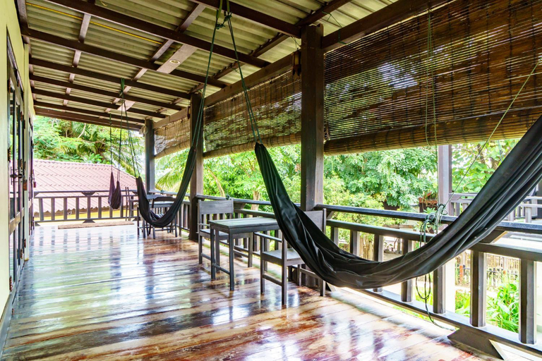 Others 5, Mr Tho's Bungalow, Khong