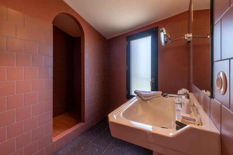 Bathroom 3, Hotel Villa Joséphine, Haute-Corse