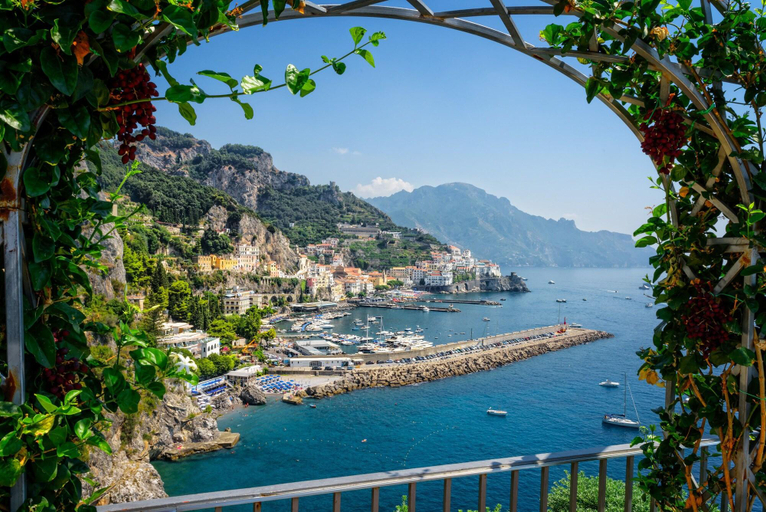 Exterior & Views 2, Panta Rei B&B, Salerno