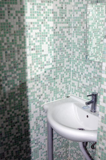 Bathroom 4, Millennia Ruse, Rousse