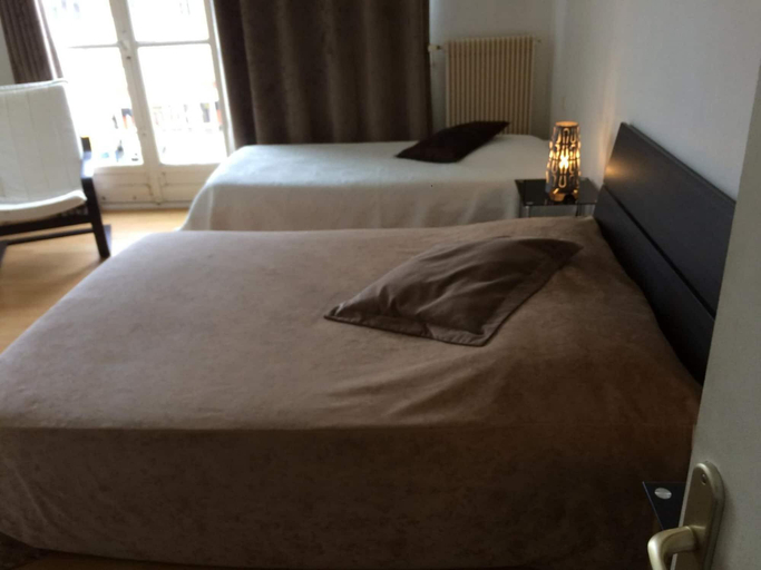Bedroom 3, Hôtel De La Poste, Seine-Maritime