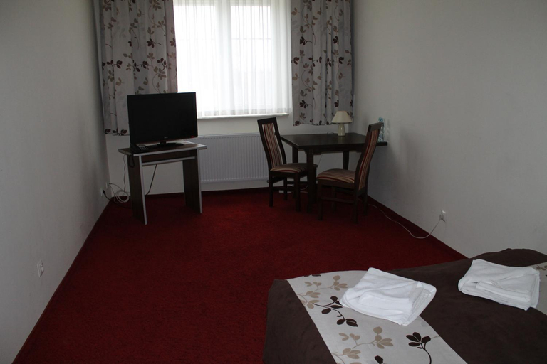 Bedroom, Hotel Kaprys, Lublin City