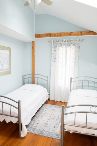 Bedroom 2, Modern Beautiful Apartment-5 Beds-Full Kitchen-Parking-Super Clean-Great for Groups, Boston