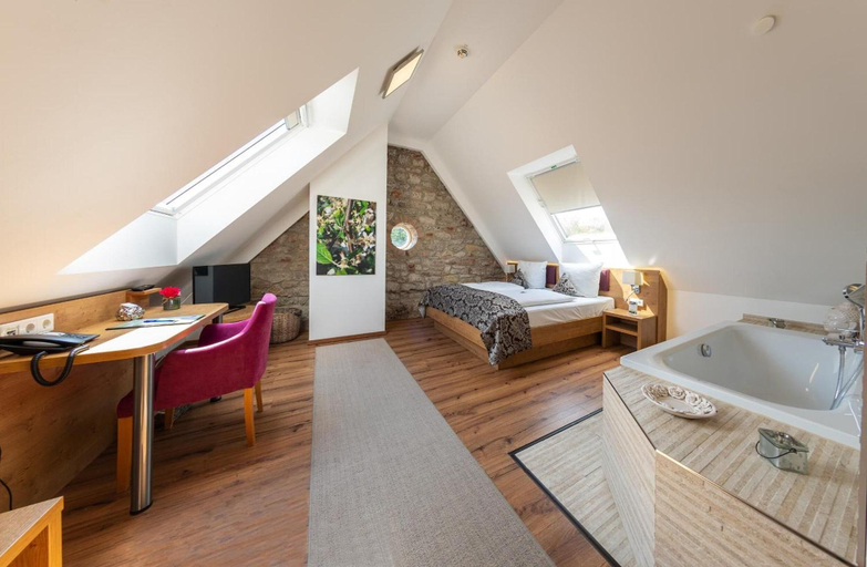 Bedroom 2, Hotel Ten Hoopen, Höxter