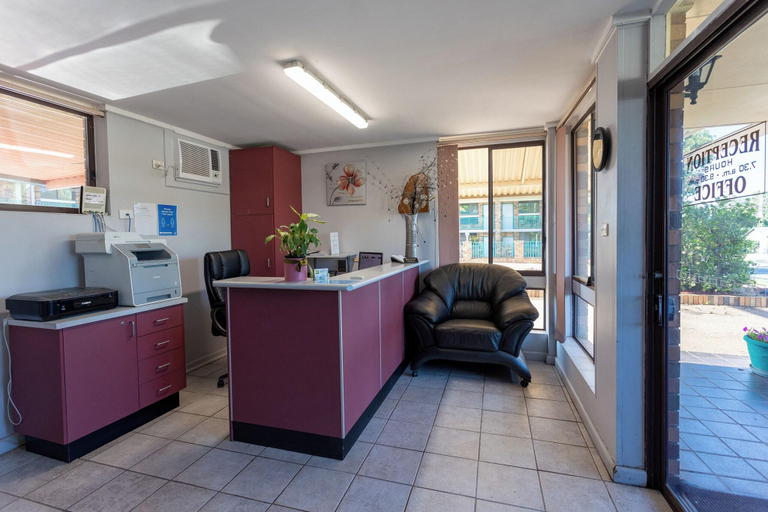 Public Area 2, Figtree Motel, Narrandera