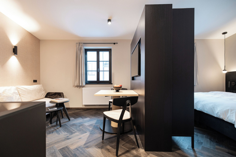 Bedroom 4, Schwarzer Adler - Concept Living, Bolzano