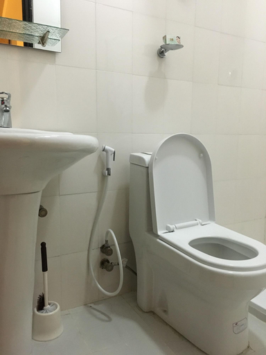 Bathroom, Cheers Bed & Breakfast, Addis Abeba
