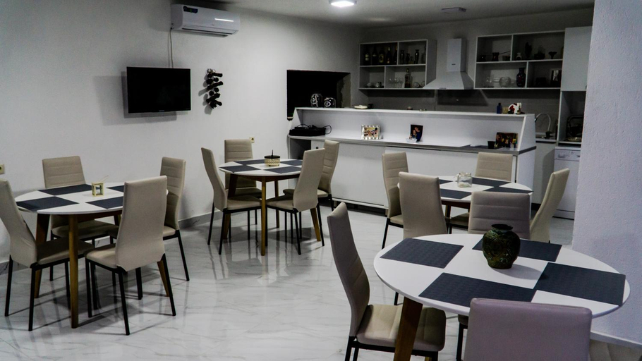 Food & Drinks 4, New House Kobuleti, Kobuleti