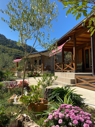 Others 4, Guest House Mare