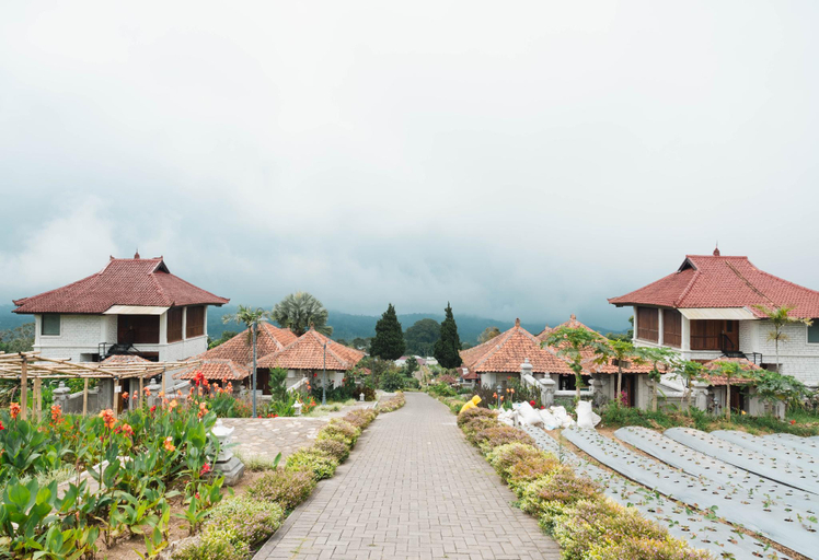 Others 4, Girihill Farmhouse, Tabanan
