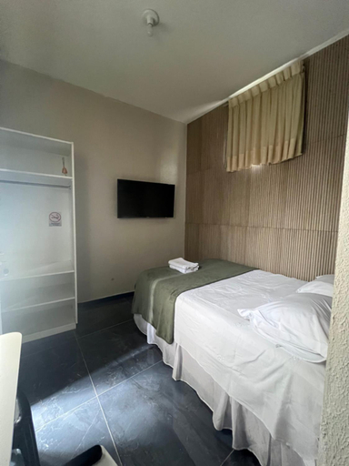 Bedroom 14