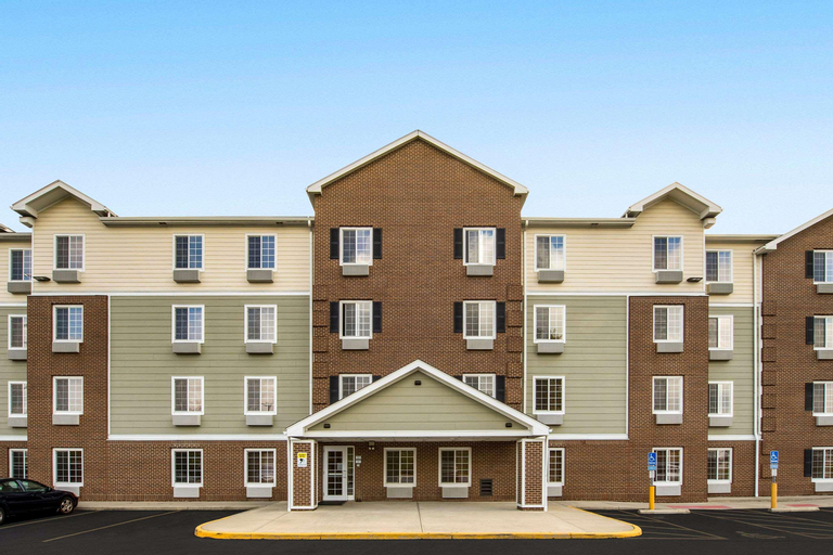  Extended Stay America Select Suites -Akron -South, Summit