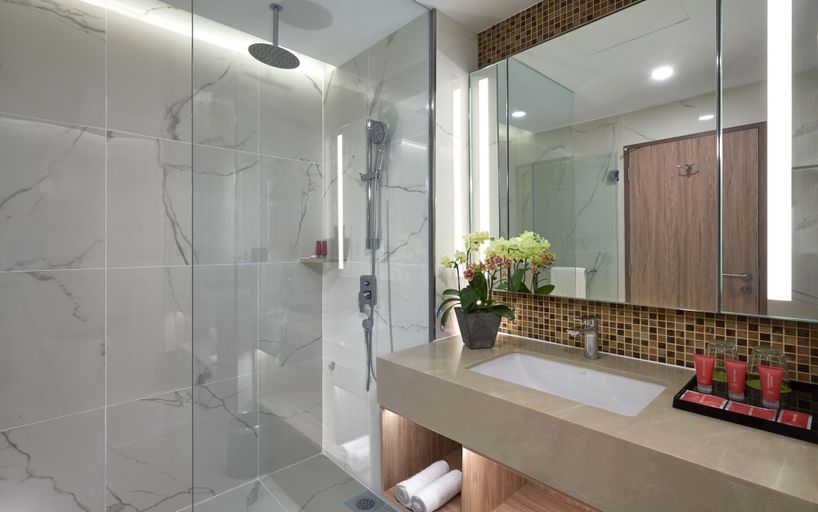 Bathroom 5, Grand Mercure Kuala Lumpur Bukit Bintang, Kuala Lumpur