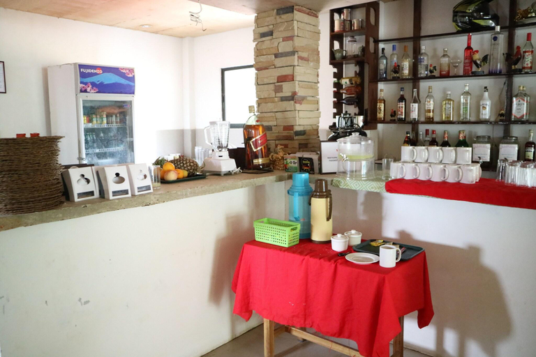 Food & Drinks 5, Seaslugs Travellers Inn, El Nido