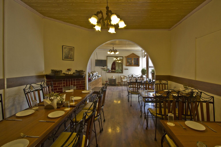 Food & Drinks 5, Treebo Trend The Alpine Heritage Residency, Shimla