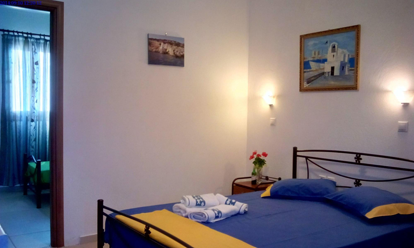 Bedroom 2, Ammoudia Studios, South Aegean