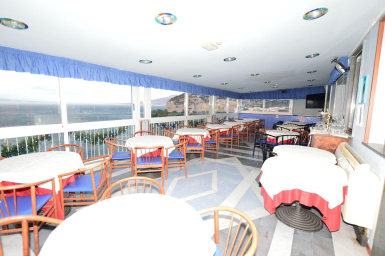 Food & Drinks, Hotel Klein Wien, Napoli