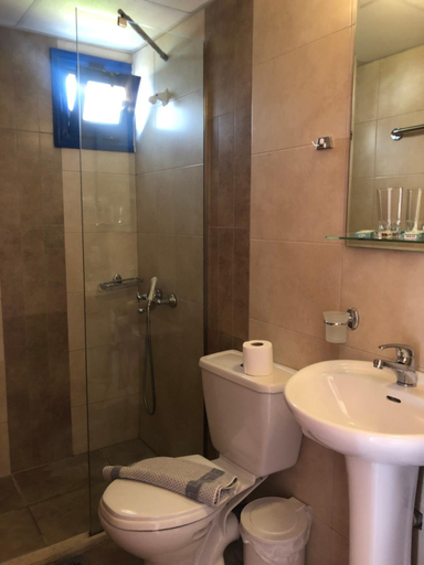 Bathroom, Flisvos Rooms, Crete