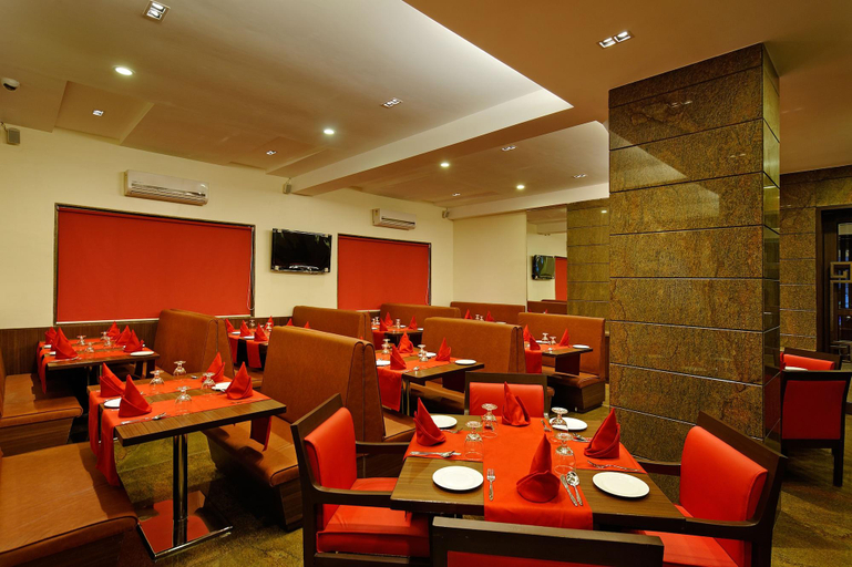 Food & Drinks 5, Hotel Deccan Pavilion Pune, Pune