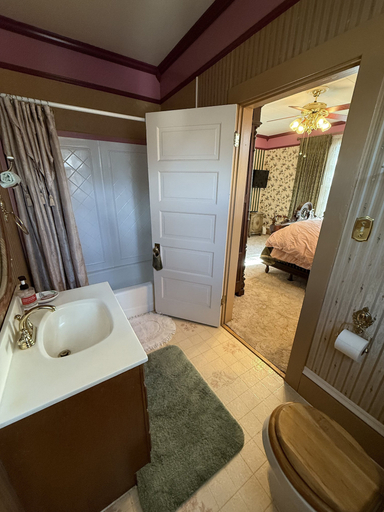 Bathroom 4, Roseberry House Bed & Breakfast, Lassen