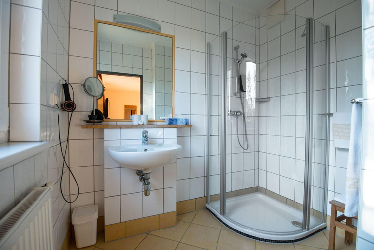 Bathroom 4, Der Marienhof Hotel Garni, Graz