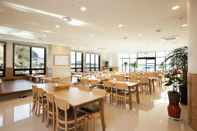 Food & Drinks 5, Hotel Aroha Jeju, Seogwipo