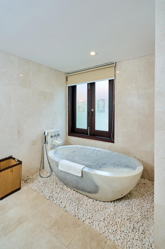 Bathroom 4, Da Nang Beach Villa Resort, Da Nang