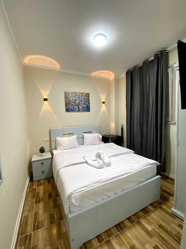 Bedroom 4, Sky light hotel, 'Abdin