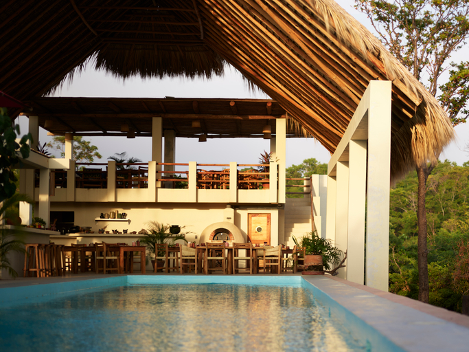 Sport & Beauty 2, Cocolia Hotel - Adults Only, Dist. Pochutla