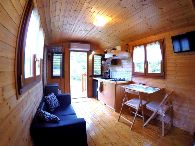 Dining Room 7