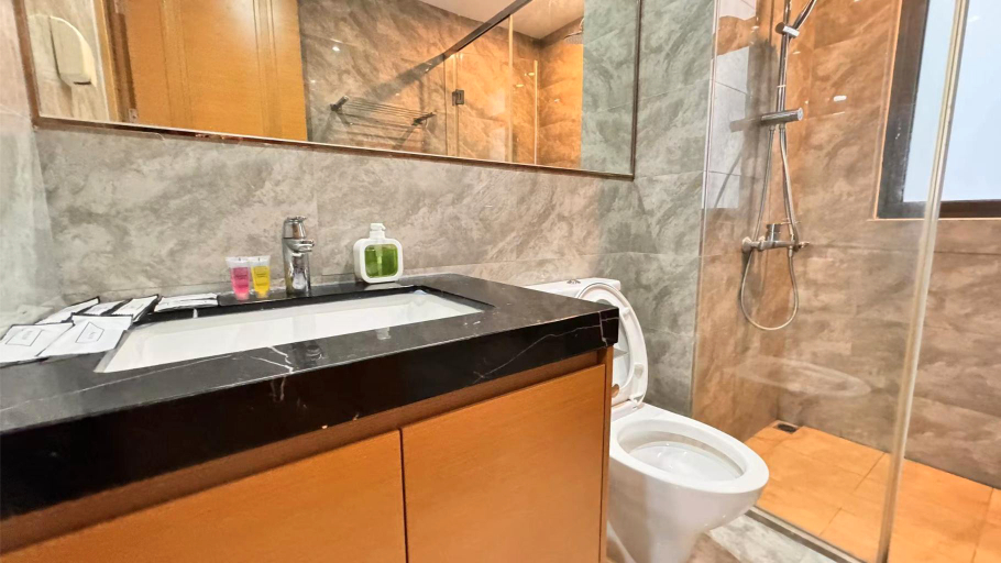 Bathroom 22